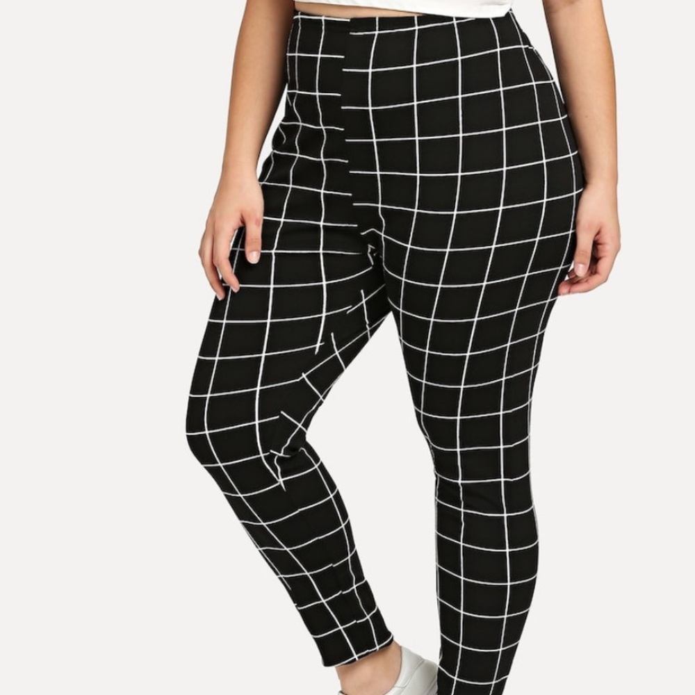 shein plus size graph leggings NWOT!